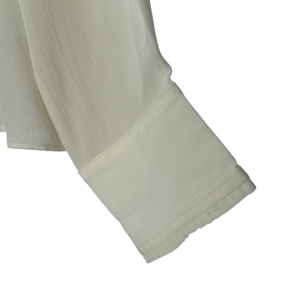 NEW Crepe de chine tie shirt with pleated collar long sleeve in cream Size Small - Picture 9 of 15